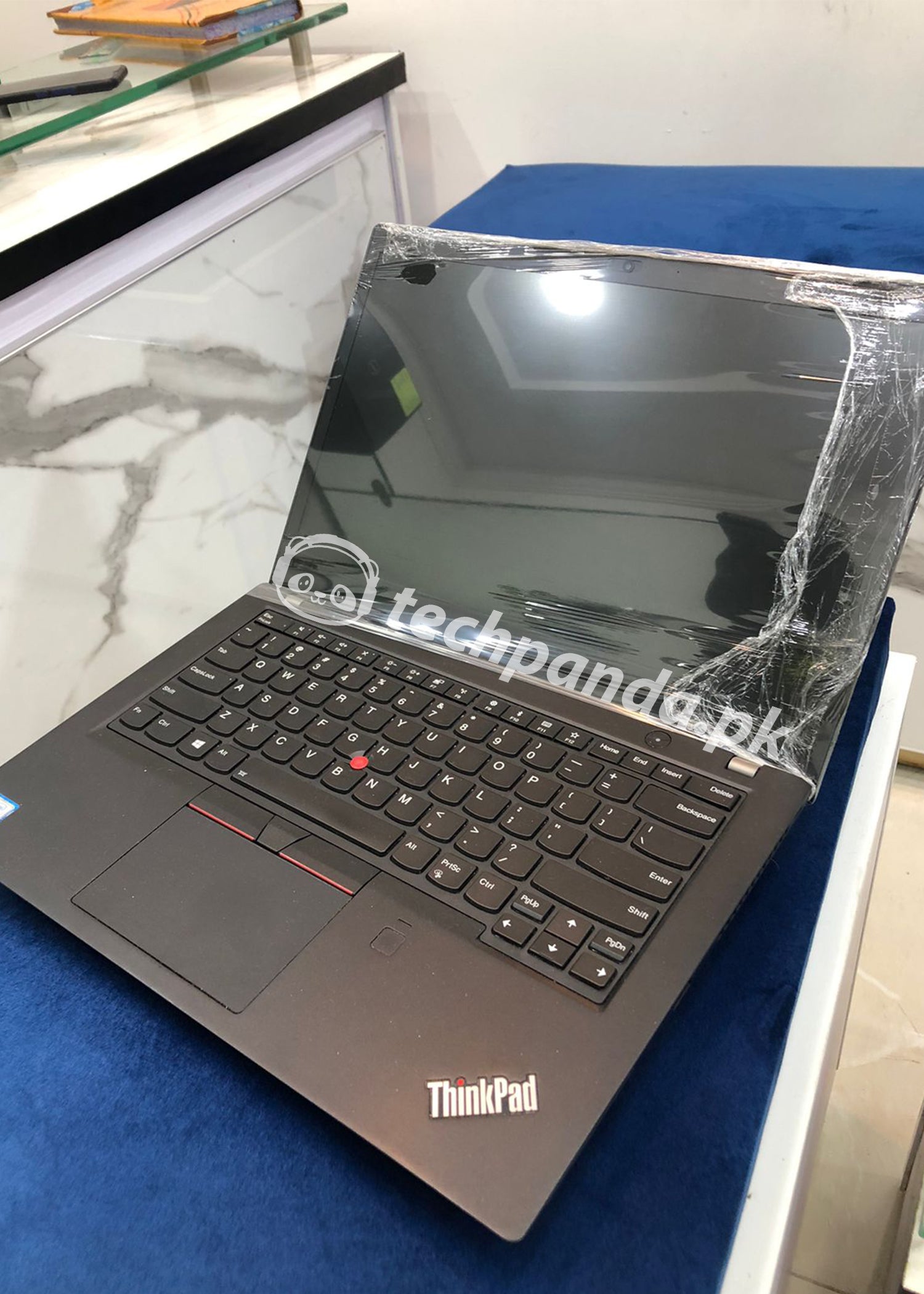 Lenovo ThinkPad T480s Business Laptop: Core i7-8550U, 8GB RAM, 256GB SSD, 14inch Full HD Display, Backlit Keyboard, Windows 10 (USED)